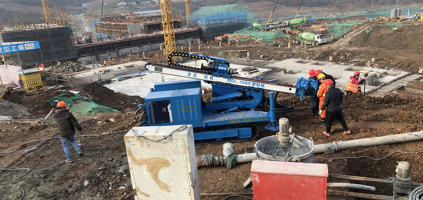 江蘇南京江寧區(qū)、囊式擴(kuò)大頭錨桿施工現(xiàn)場(chǎng)